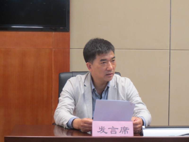 当选的法律服务分会会长孙少山表态发言.jpg